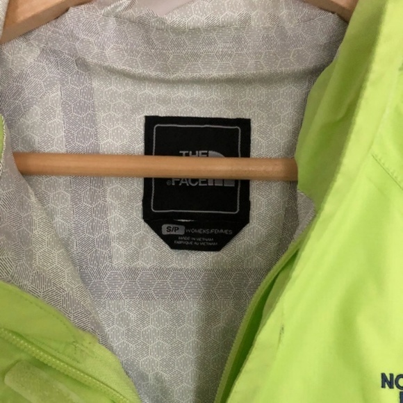 The North Face Venture Rain Jacket Coat - Picture 4 of 4